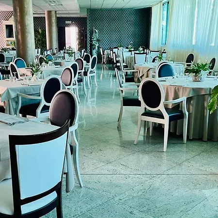 Parisi 3* Никелино