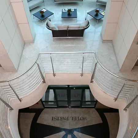 Hotell Parisi