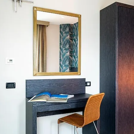 帕里西酒店 尼奇里诺