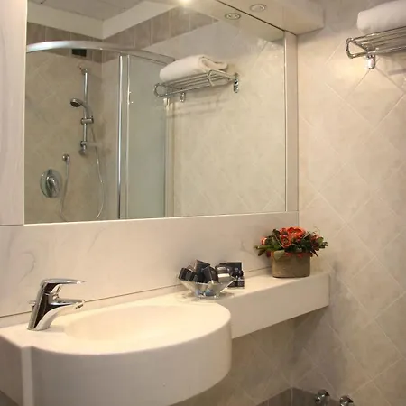 Hotell Parisi