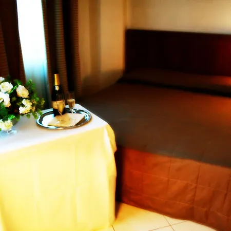 Отель Parisi Никелино