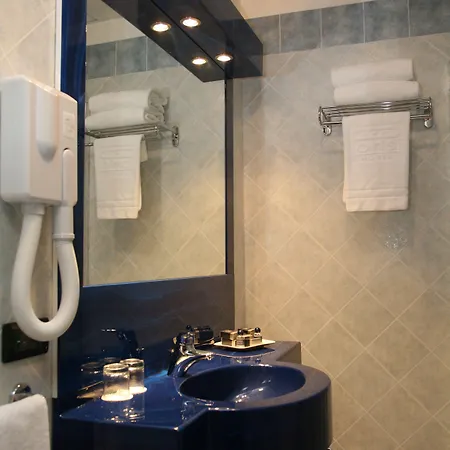 Parisi Hotel 3*