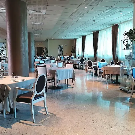 Parisi Отель 3*