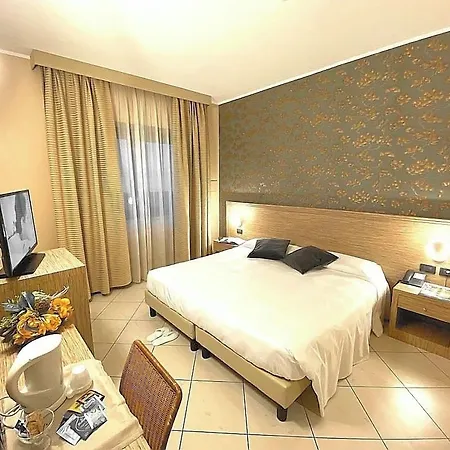 Parisi 3* Никелино