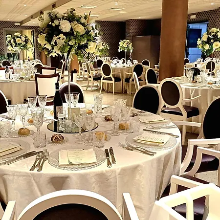 Hotel Parisi 3*