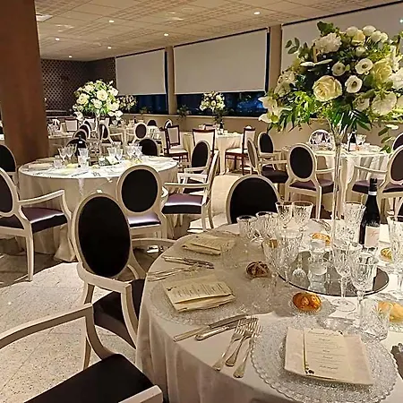 Parisi Hotel 3*