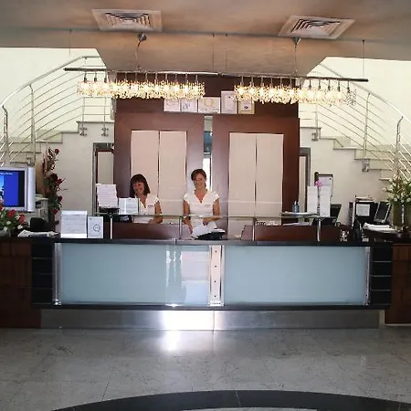 Parisi Hotell
