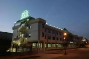 Hotell Parisi 3*