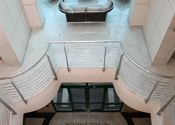 Hotell Parisi