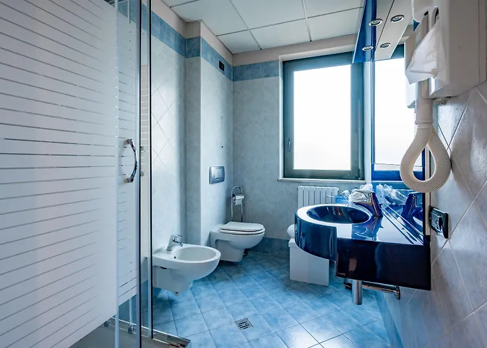 Parisi Hotell Nichelino